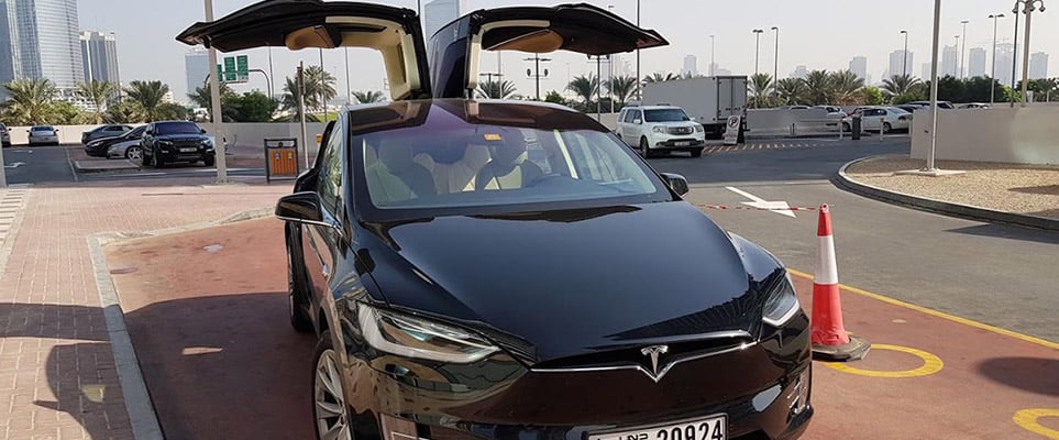 Rent tesla dubai