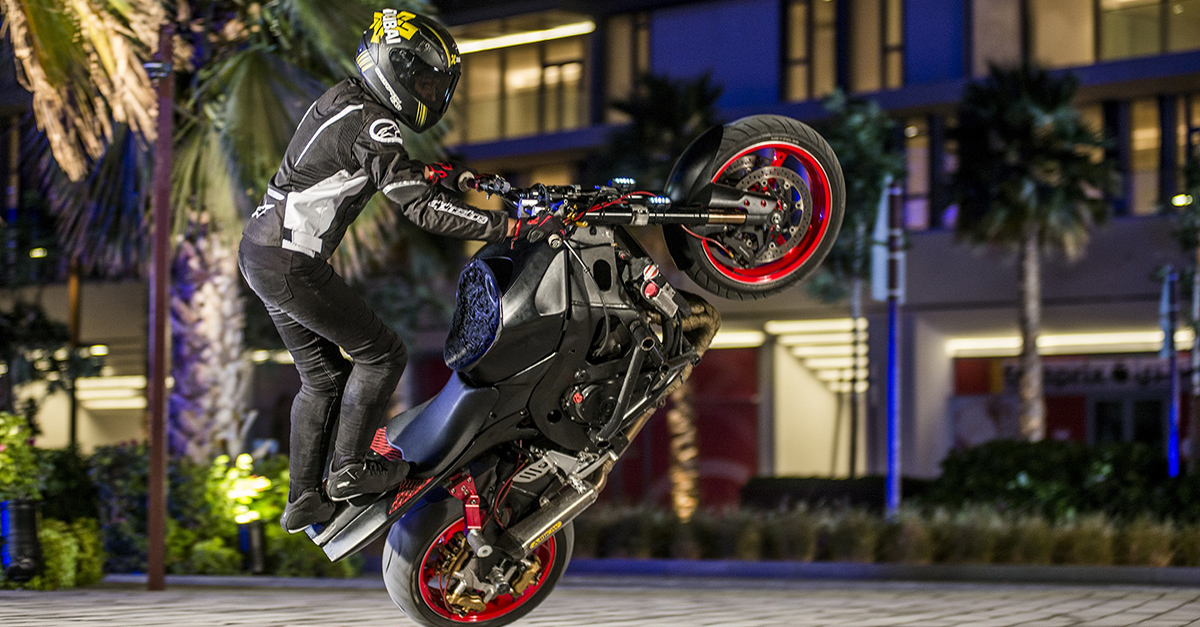 Watch This Female Xdubai Biker Performs Killer Stunts At Bluewaters 7388