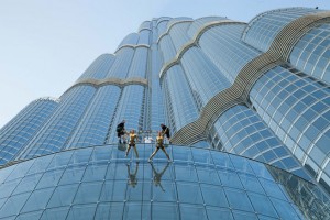 Acrobats on the side of the Burj Khalifa