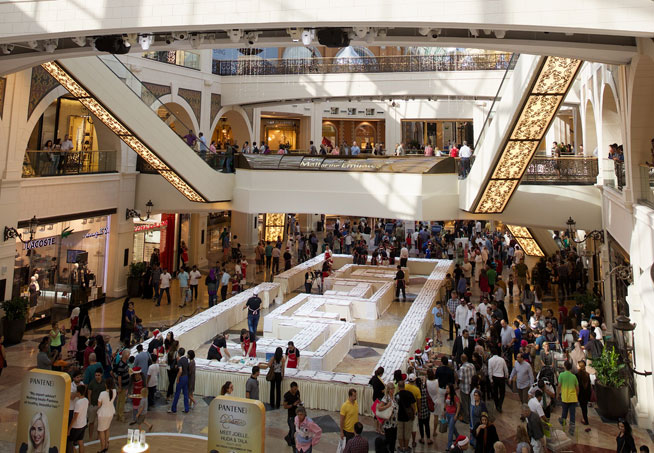 Mall Of The Emirates to sell record-breaking festive cake