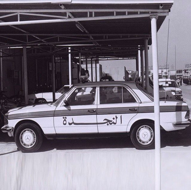 Early Dubai Police car