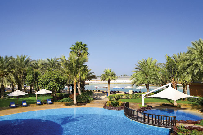 Beach clubs in Abu Dhabi - Sheraton