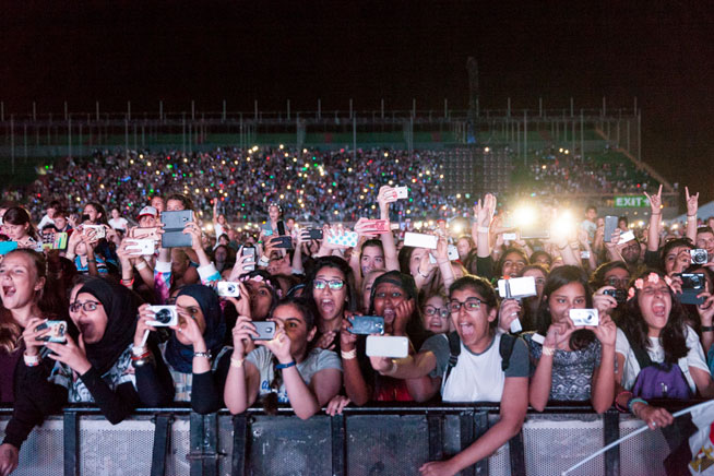 One Direction in Dubai - fans at the concert