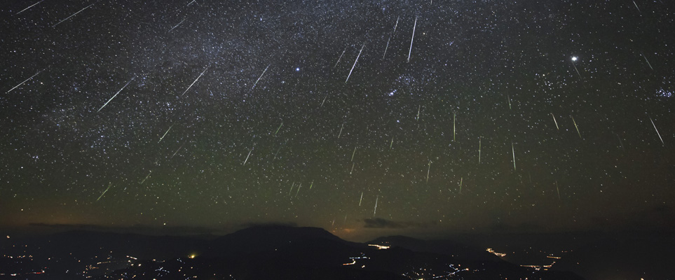 meteor shower in dubai