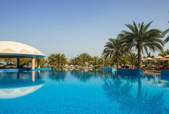 18 of the best swim-up pool bars to try in Dubai - What's On Dubai