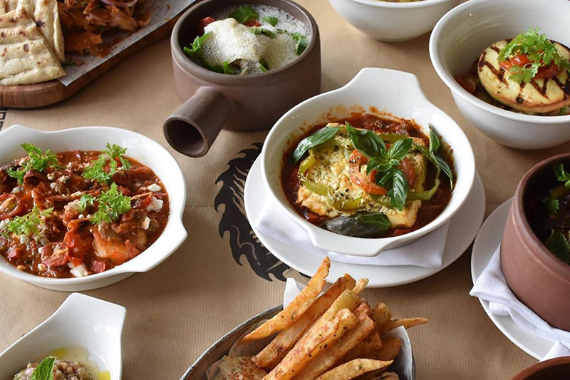 11 girls in meals share their favorite eating places in Dubai