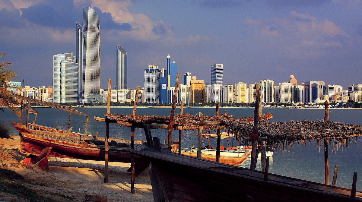 Fines Of Up To Dhs10 000 For Flouting Social Distancing Rules In Abu Dhabi