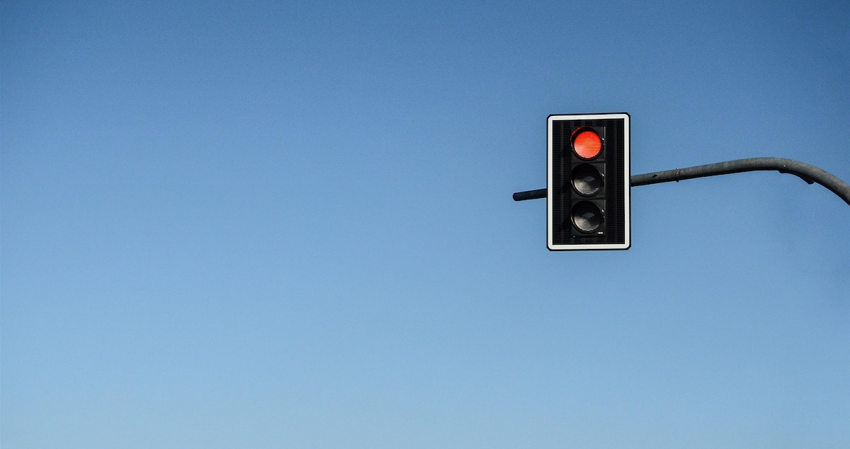 Jumping a red light in Abu Dhabi will cost you over Dhs50,000