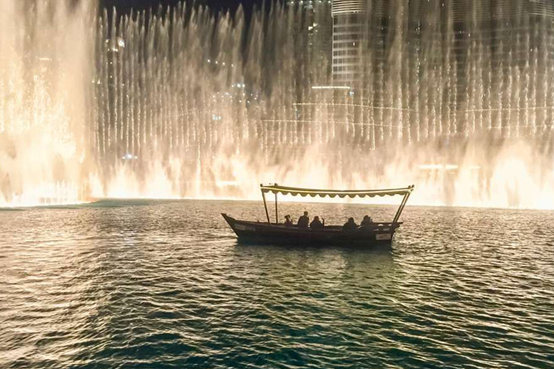 dubai fountain boat Dubai bucket list