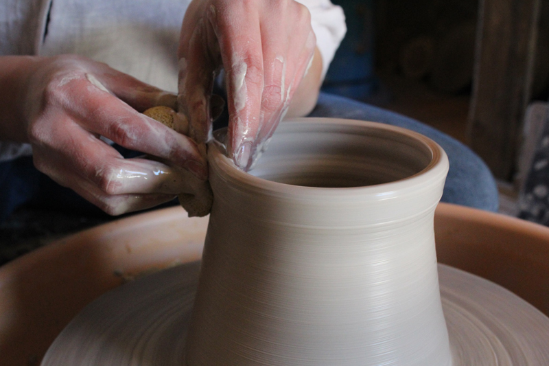 pottery - creative classes in Dubai
