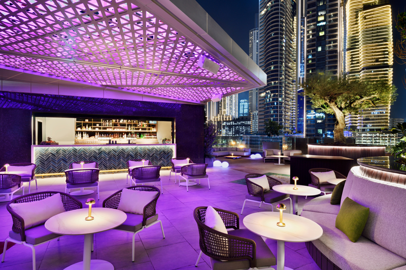 Hotel Indigo Dubai Downtown_Orange Feels_Pool Bar 02