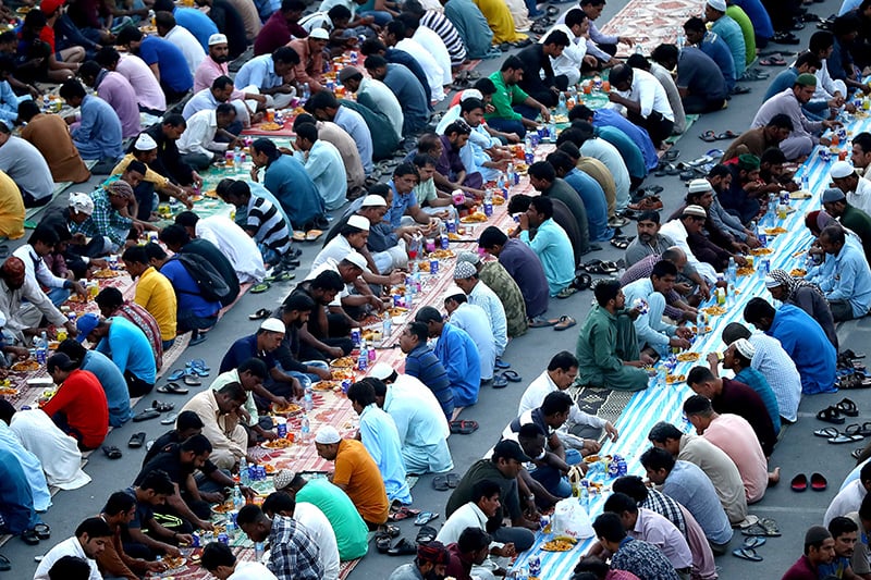 Ramadan-breaking fast Dubai