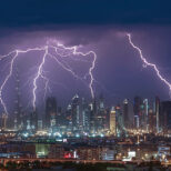 DUBAI-SKYLINE-LIGHTENING-RAIN