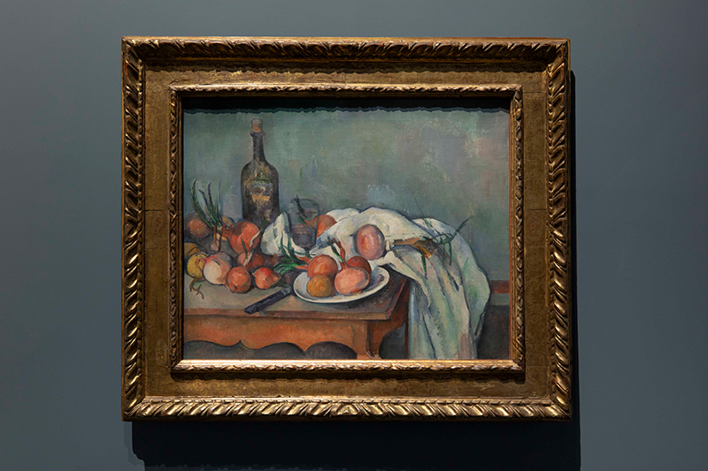 Still Life with Onions-Paul Cézanne