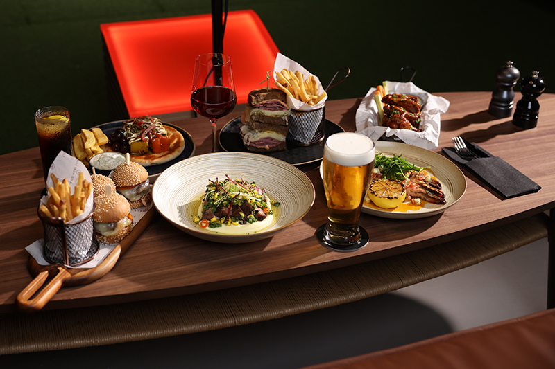 Five Iron Golf Dubai has launched a cool new un-fore-gettable brunch ...