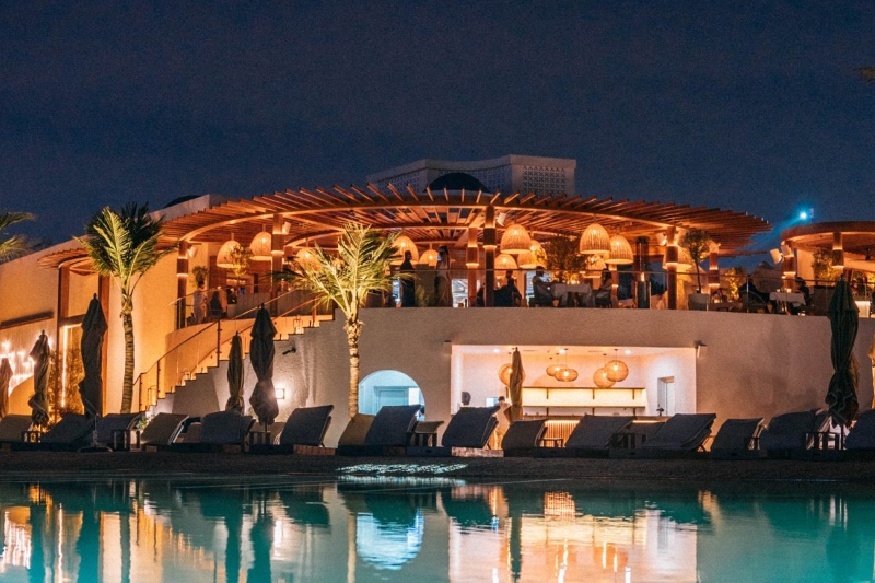 twiggy dubai night swim