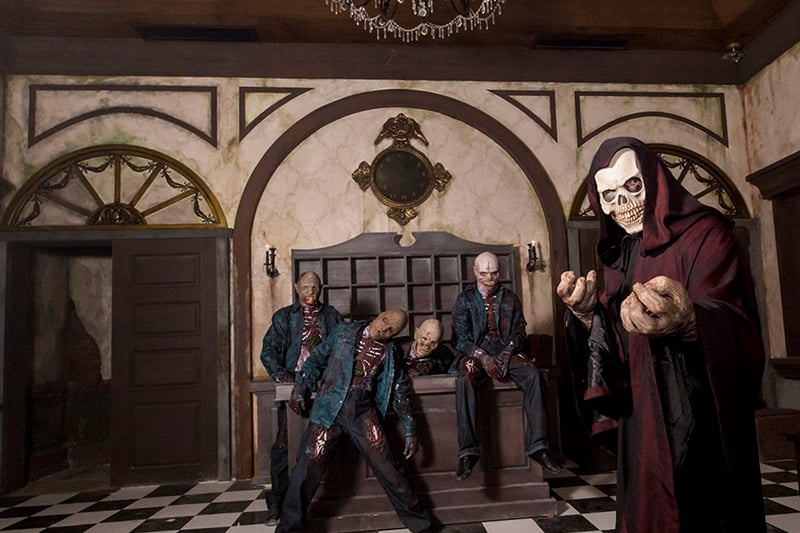 Haunted hotel IMG Worlds of Adventure