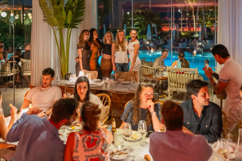 la cantine evening brunch