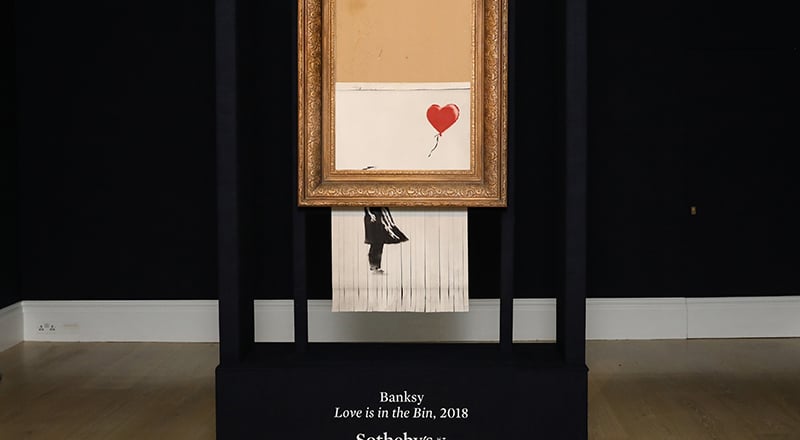 Love is in the bin - Banksy
